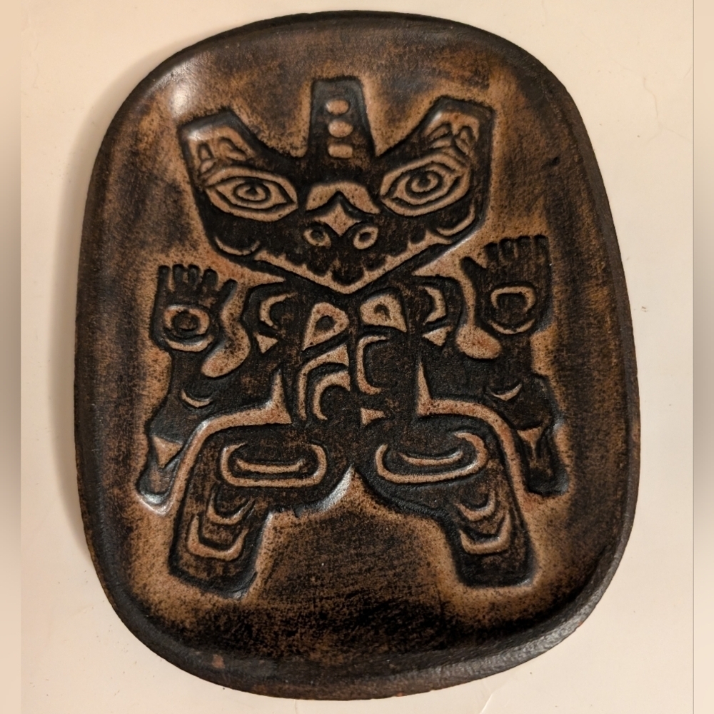 Vintage Haida Bear Handmade Clay Decorative Pottery Dish British Columbia Canada